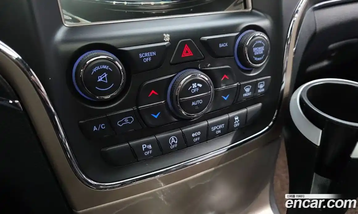 Jeep Cherokee 2017 3.6 гидро в Москве № 232524, фото 16