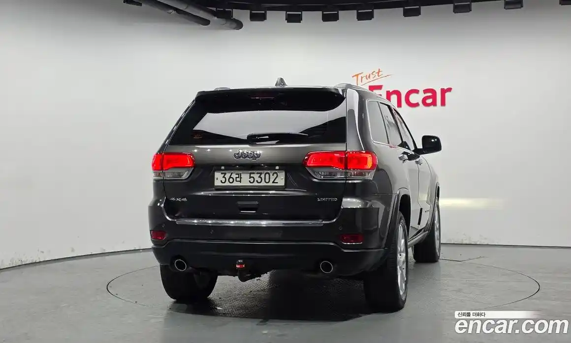 Jeep Cherokee 2017 3.6 гидро в Москве № 232524, фото 4