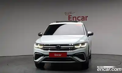 Volkswagen Tiguan 2022 2.0 гидро в Москве № 254510, миниатюра 3