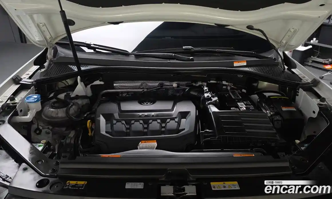 Volkswagen Tiguan 2022 2.0 гидро в Москве № 254510, фото 6