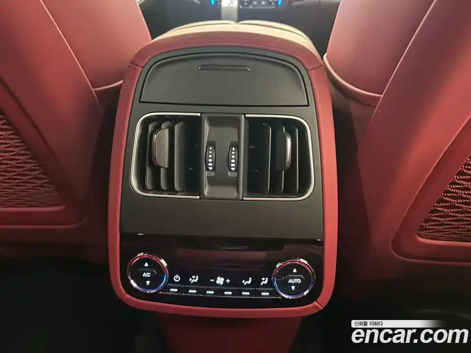 Maserati Levante 2023 3.0 гидро в Москве № 255962, фото 14