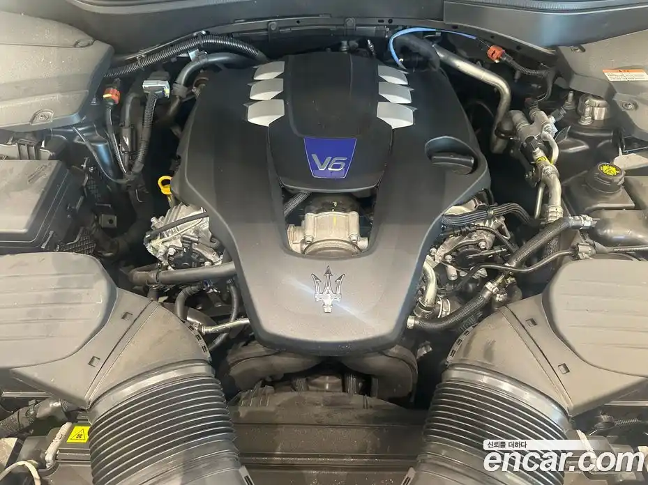 Maserati Levante 2023 3.0 гидро в Москве № 255962, фото 6