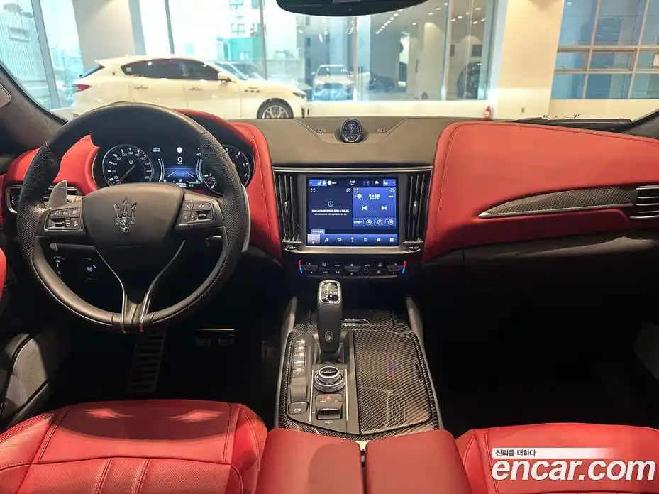 Maserati Levante 2023 3.0 гидро в Москве № 255962, фото 7