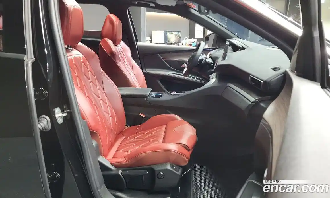 Peugeot 5008 2024 1.2 гидро в Москве № 256219, фото 11