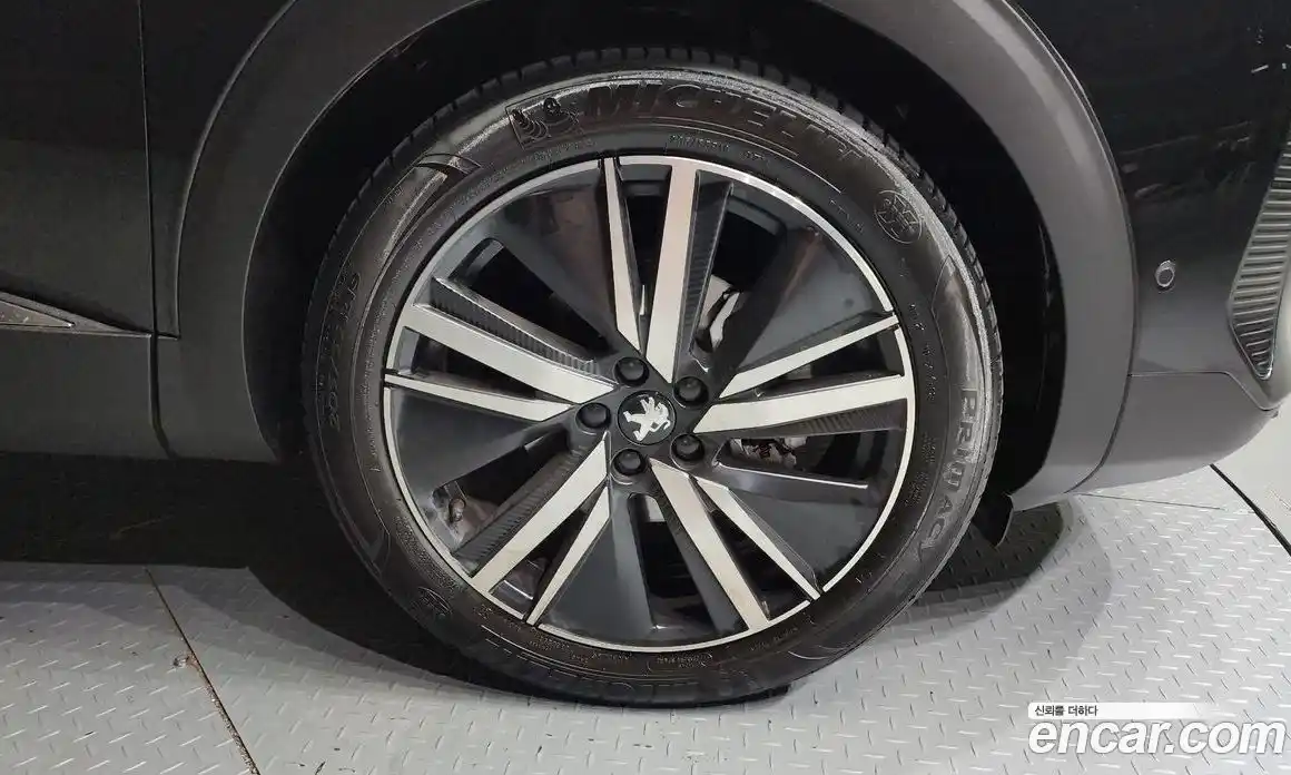 Peugeot 5008 2024 1.2 гидро в Москве № 256219, фото 5