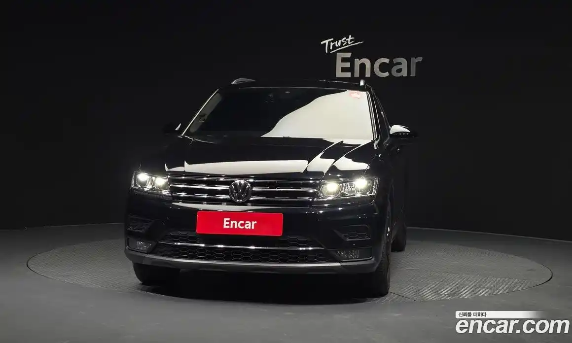 Volkswagen Tiguan 2020 2.0 гидро в Москве № 277516, фото 3