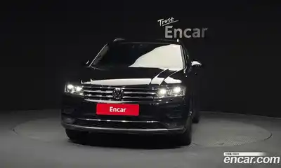 Volkswagen Tiguan 2020 2.0 гидро в Москве № 277516, миниатюра 3