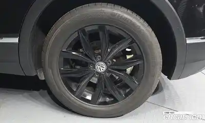 Volkswagen Tiguan 2020 2.0 гидро в Москве № 277516, миниатюра 5
