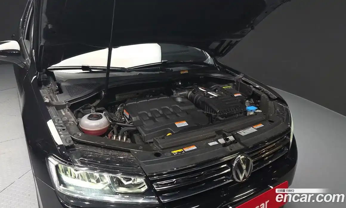 Volkswagen Tiguan 2020 2.0 гидро в Москве № 277516, фото 6