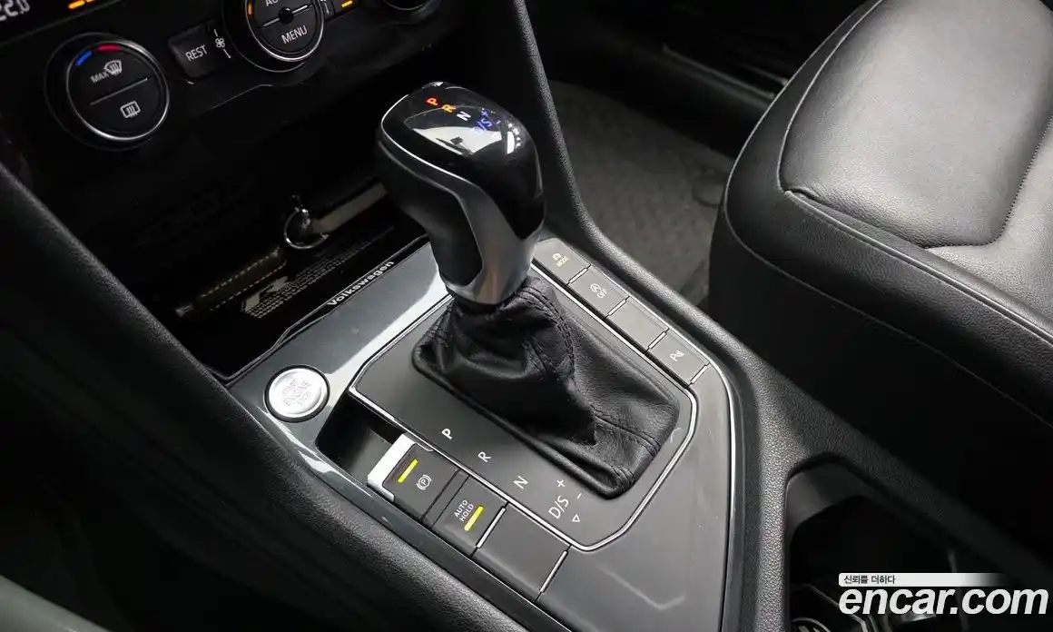 Volkswagen Tiguan 2020 2.0 гидро в Москве № 277516, фото 9