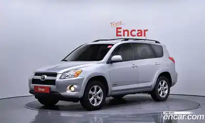 Toyota RAV4, 2011
