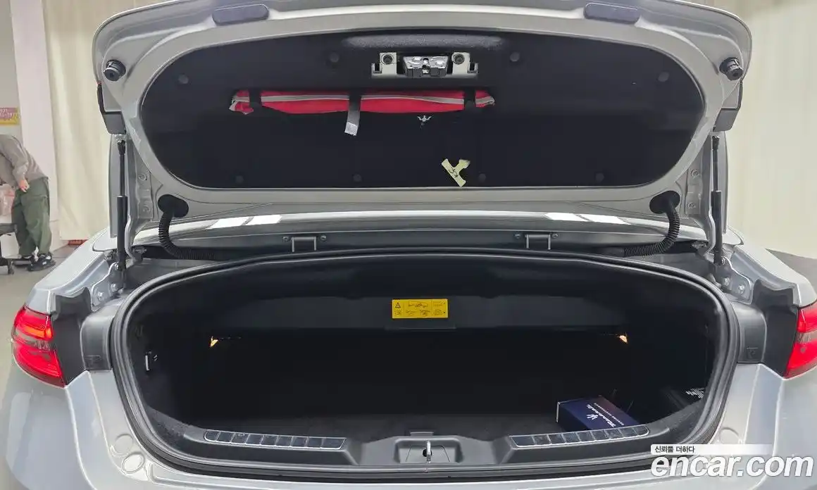 Maserati Gran Cabrio 2024 3.0 гидро в Москве № 282708, фото 20