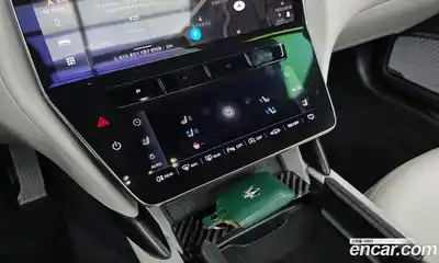 Maserati Gran Cabrio 2024 3.0 гидро в Москве № 282708, миниатюра 9