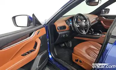 Maserati Levante 2017 3.0 гидро в Москве № 283052, миниатюра 11