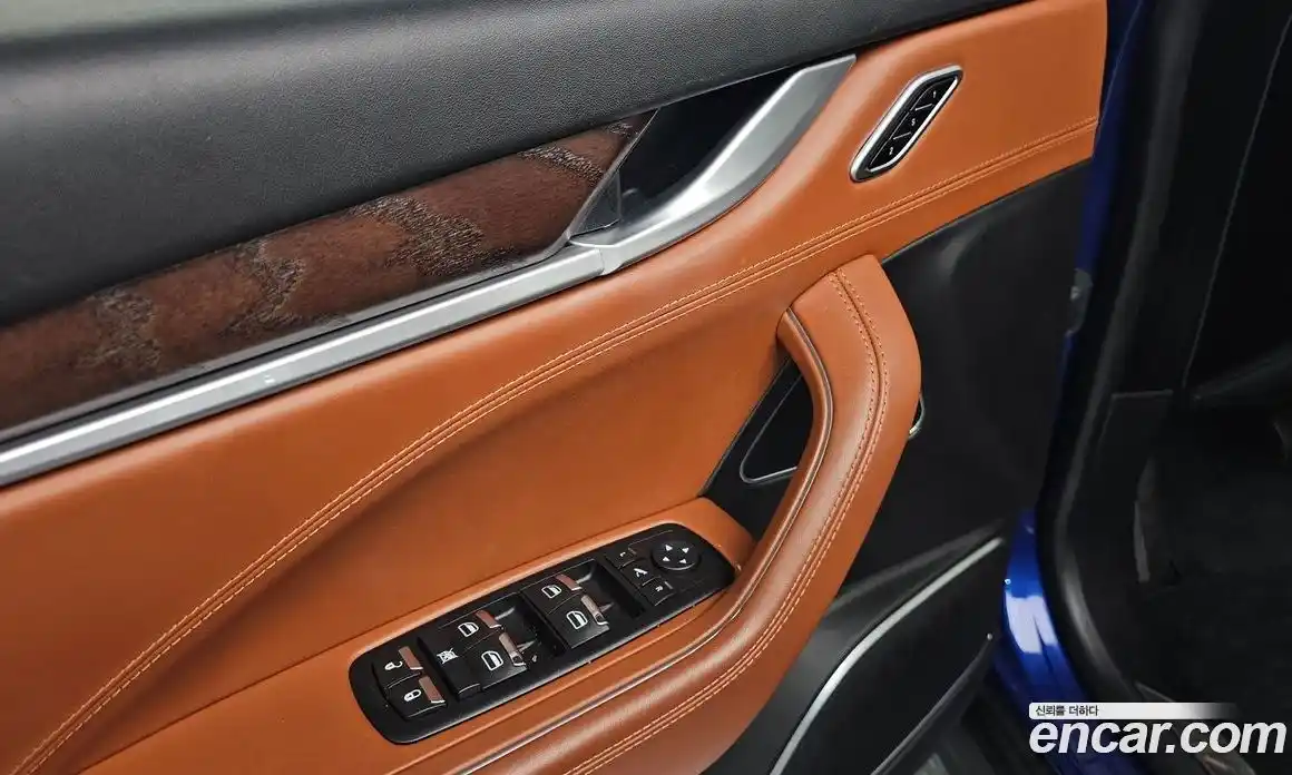 Maserati Levante 2017 3.0 гидро в Москве № 283052, фото 17