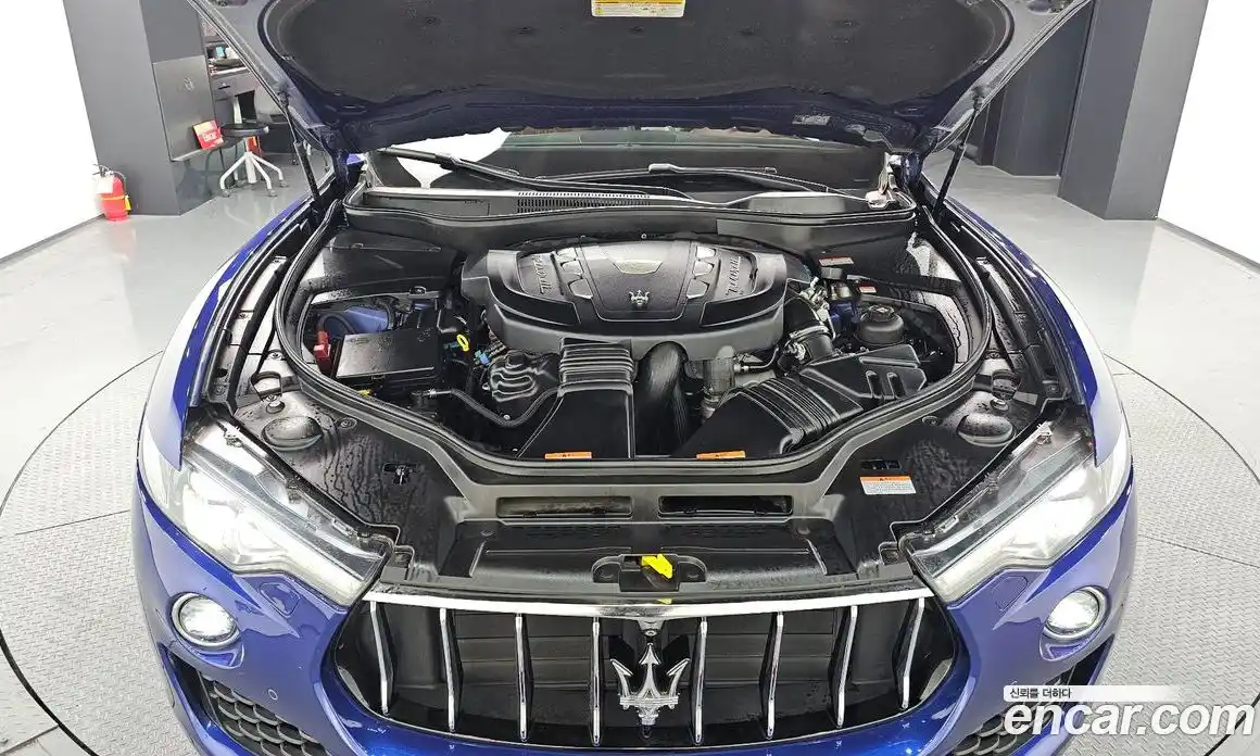 Maserati Levante 2017 3.0 гидро в Москве № 283052, фото 6