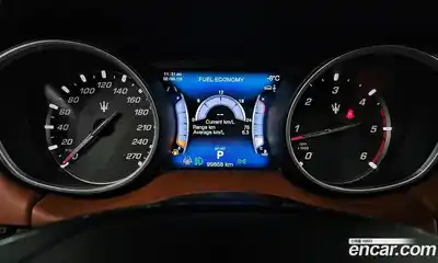 Maserati Levante 2017 3.0 гидро в Москве № 283052, миниатюра 8