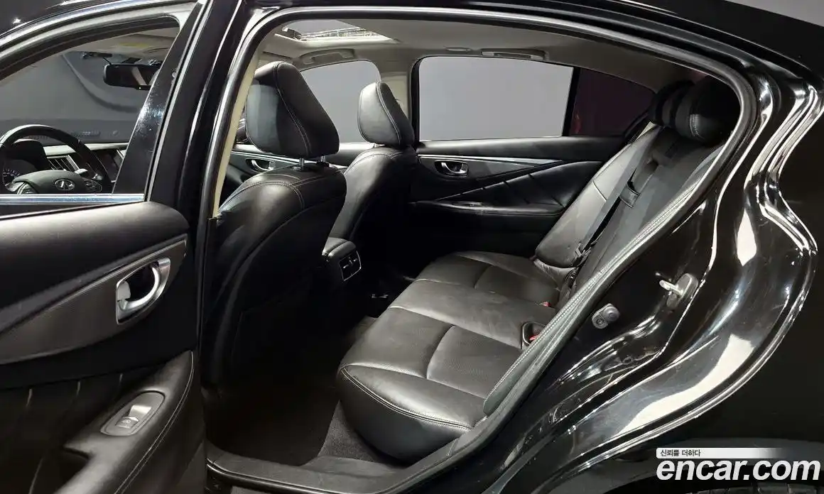 Infiniti Q50 2015 2.1 гидро в Москве № 295920, фото 13