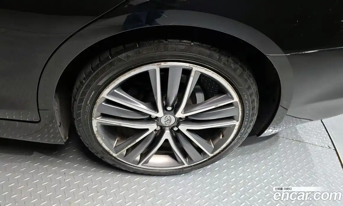 Infiniti Q50 2015 2.1 гидро в Москве № 295920, фото 5