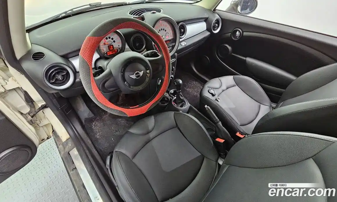 Mini Cooper 2013 1.6 гидро в Москве № 299644, фото 7