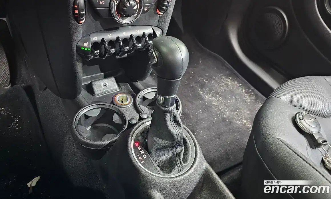 Mini Cooper 2013 1.6 гидро в Москве № 299644, фото 9
