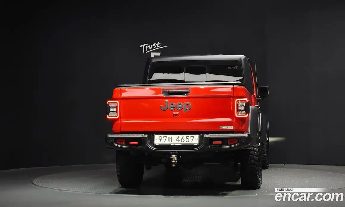 Jeep Gladiator 2021 3.6 гидро в Москве № 302126, фото 4