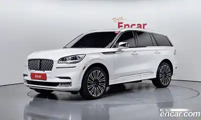 Lincoln Aviator, 2022