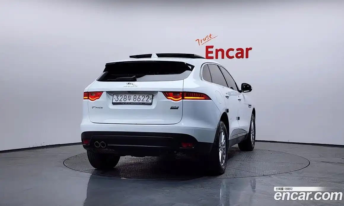 Jaguar F-Pace 2017 2.0 гидро в Москве № 305017, фото 4
