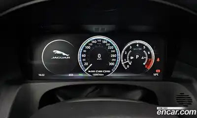 Jaguar XF 2018 2.0 гидро в Москве № 320213, миниатюра 8