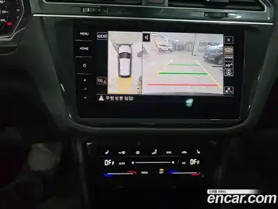 Volkswagen Tiguan 2023 2.0 гидро в Москве № 329768, миниатюра 10