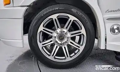 Chevrolet Express Van 2018 6.0 гидро в Москве № 385365, миниатюра 5