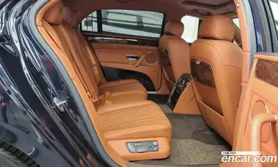 Bentley Flying Spur 2018 4.0 гидро в Москве № 387176, миниатюра 12