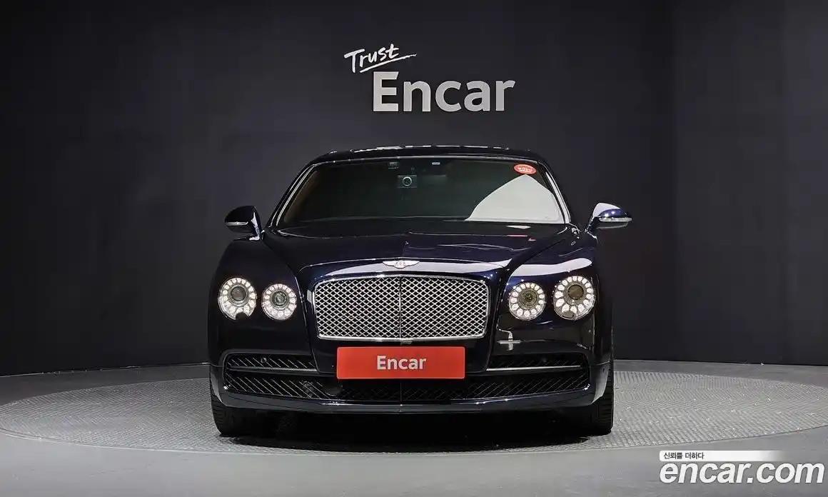 Bentley Flying Spur 2018 4.0 гидро в Москве № 387176, фото 3