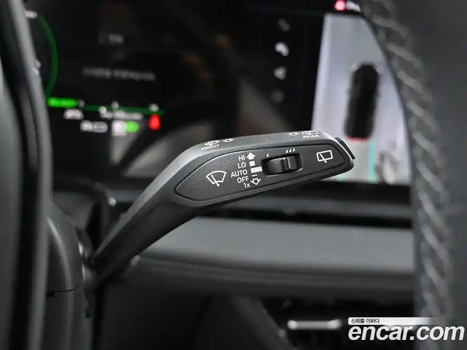 Audi Q6 e-tron 2025 0.1 гидро в Москве № 497202, фото 15