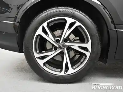 Audi Q6 e-tron 2025 0.1 гидро в Москве № 497202, миниатюра 5