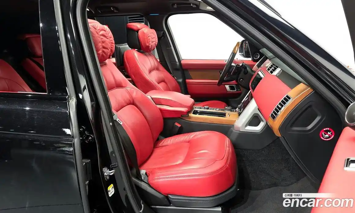 Land Rover Range-Rover 2019 4.4 гидро в Москве № 546263, фото 11