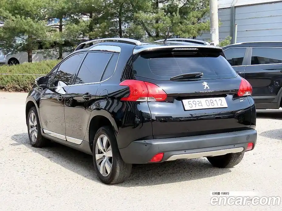 Peugeot 2008 2015 1.6 гидро в Москве № 547948, фото 3