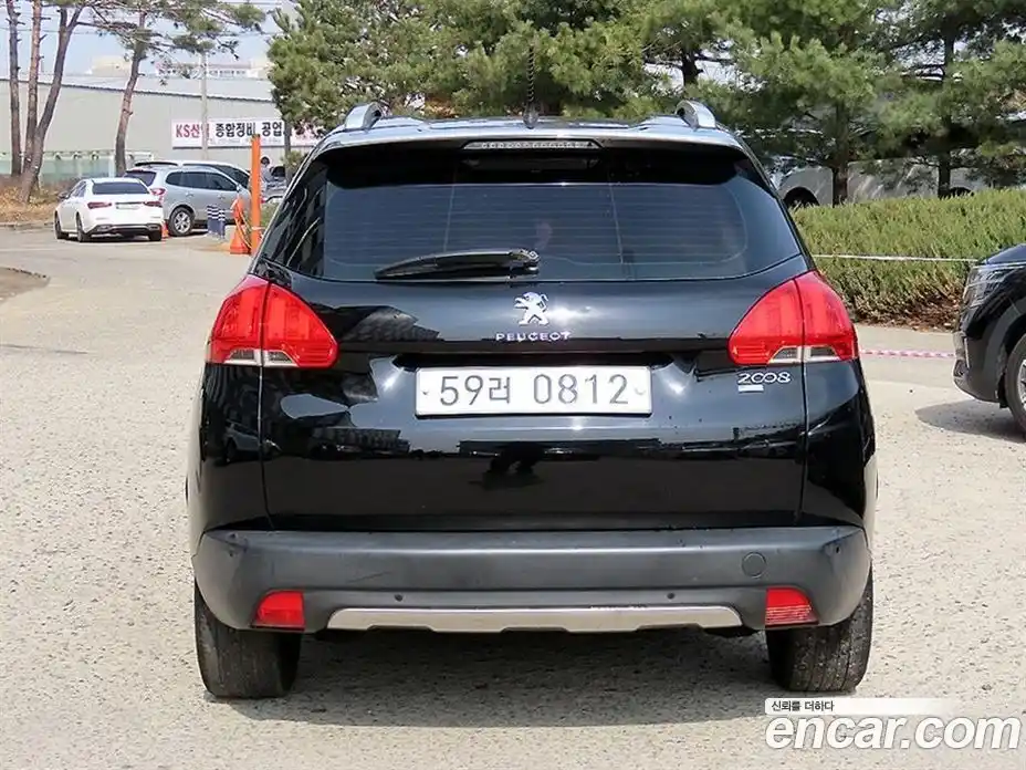 Peugeot 2008 2015 1.6 гидро в Москве № 547948, фото 4