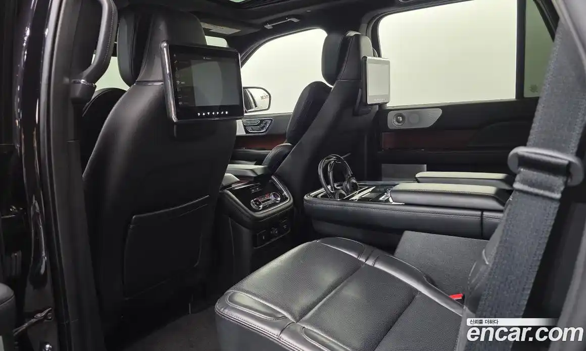 Lincoln Navigator 2021 3.5 гидро в Москве № 585090, фото 17