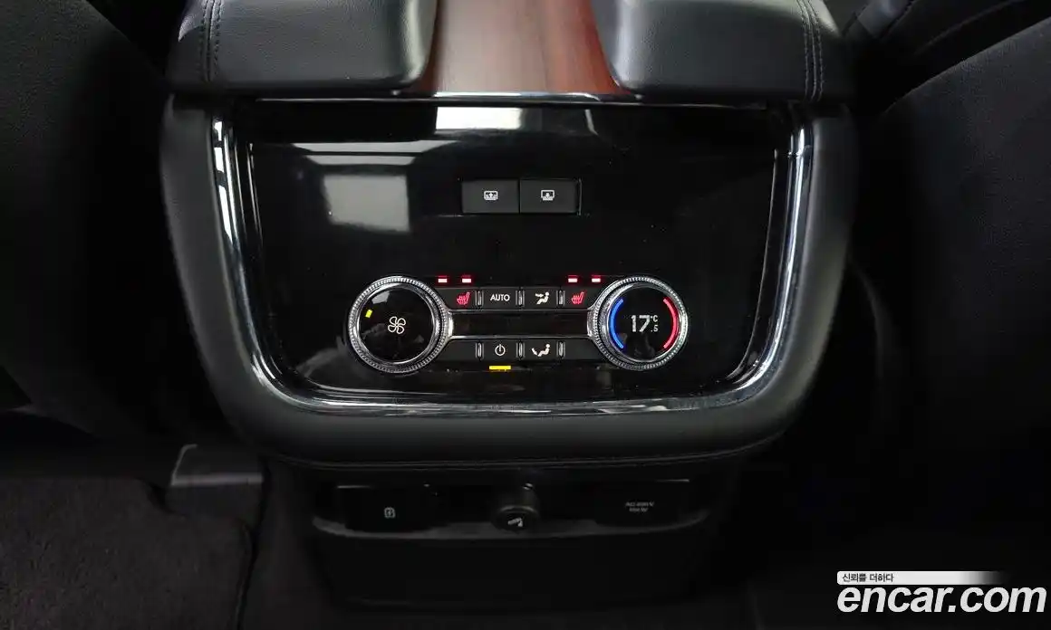 Lincoln Navigator 2021 3.5 гидро в Москве № 585090, фото 18