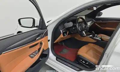 BMW 5-Series 2023 2.0 гидро в Москве № 591391, миниатюра 10