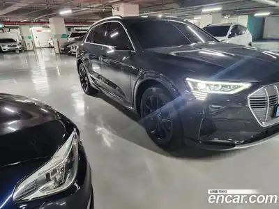 Audi e-tron 2020 гидро в Москве, миниатюра 6