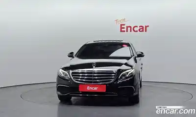 Mercedes-Benz E-Class 2019 1.9 гидро, миниатюра 3