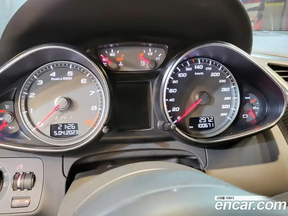 Audi R8 2009 4.2 робот в Москве, фото 9