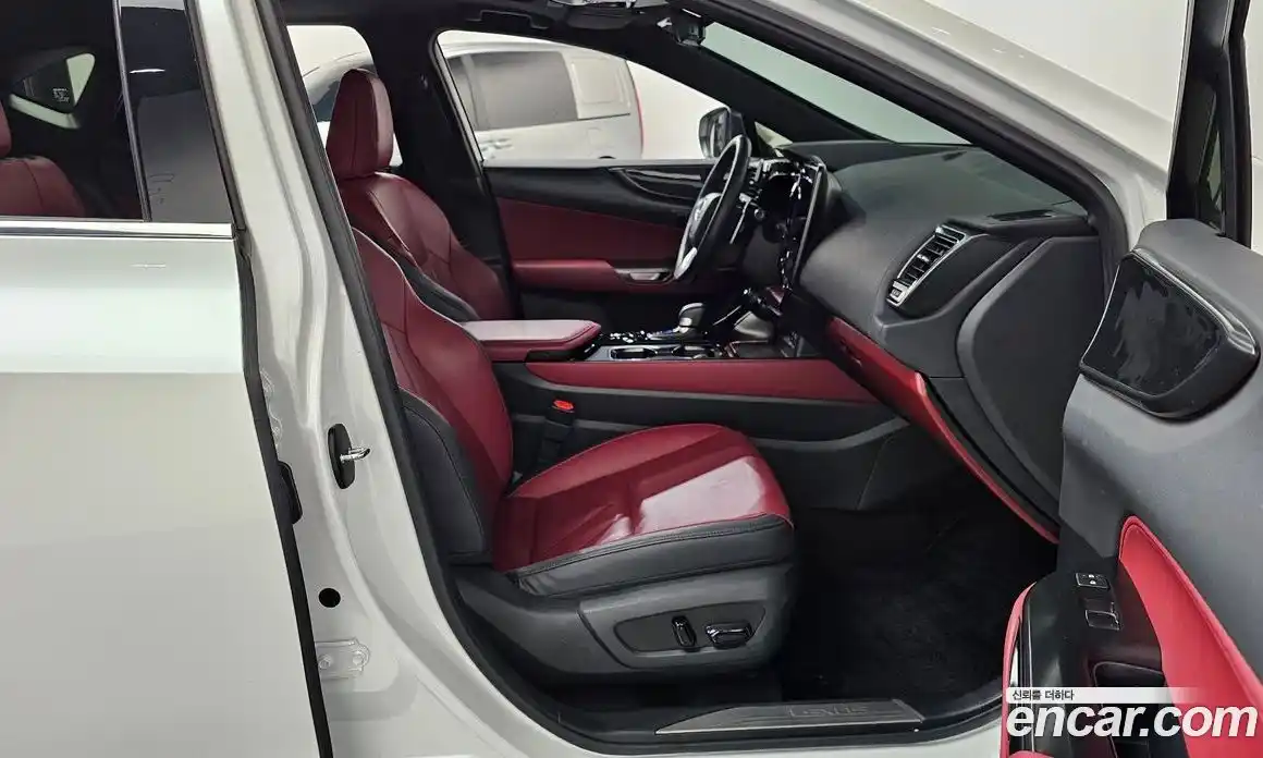 Lexus NX 2024 2.5 гидро в Москве № 766807, фото 11