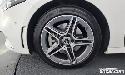Mercedes-Benz A-Class 2023 2.0 гидро в Москве, миниатюра 5