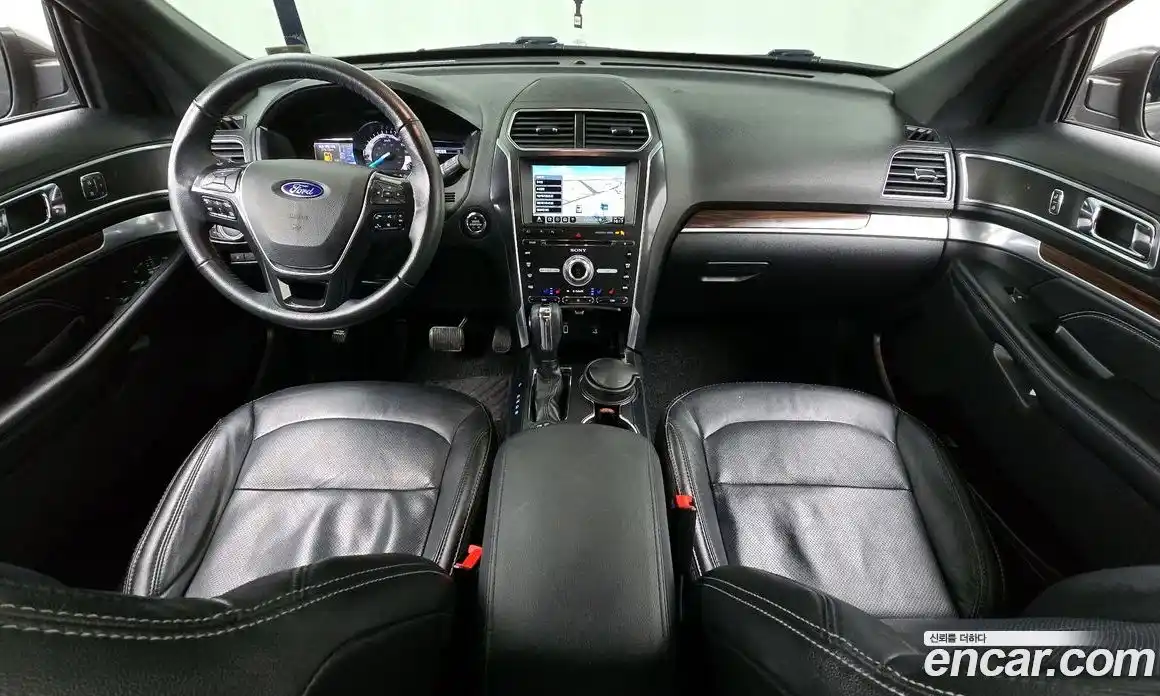 Ford Explorer 2018 2.3 гидро в Москве № 827075, фото 7