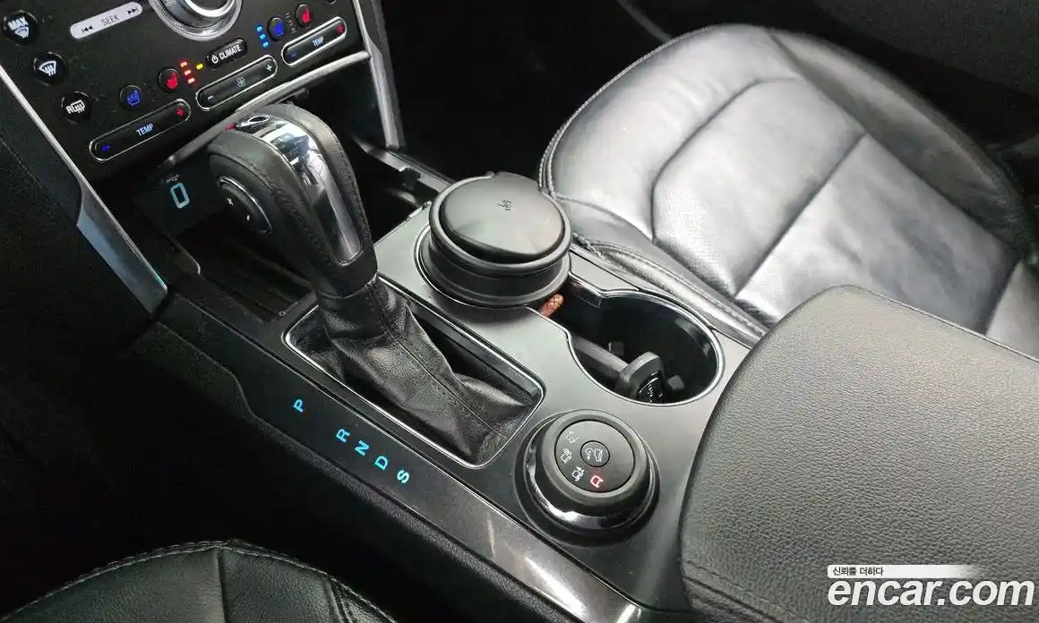 Ford Explorer 2018 2.3 гидро в Москве № 827075, фото 9