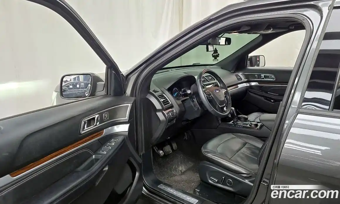 Ford Explorer 2018 2.3 гидро в Москве № 827075, фото 10