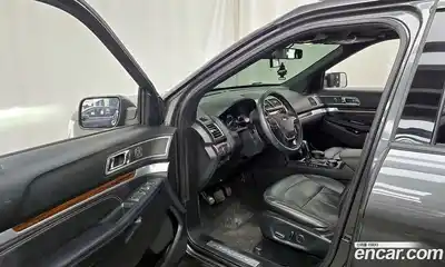Ford Explorer 2018 2.3 гидро в Москве № 827075, миниатюра 10